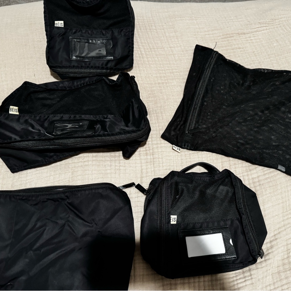 Beis packing cubes